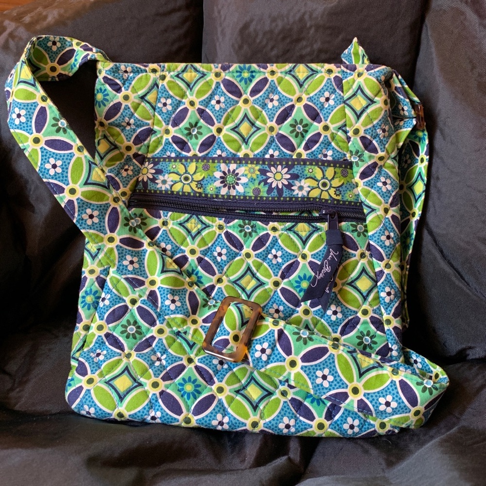 VERA BRADLEY: Daisy Daisy Crossbody Purse